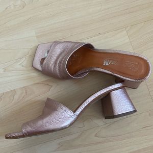 L’intervalle sandales 37